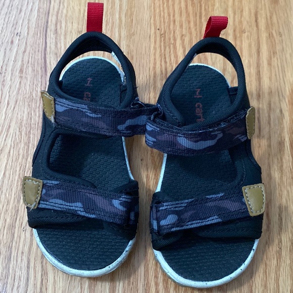 Carters Velcro strap sandals size 7M black camo - Picture 1 of 5